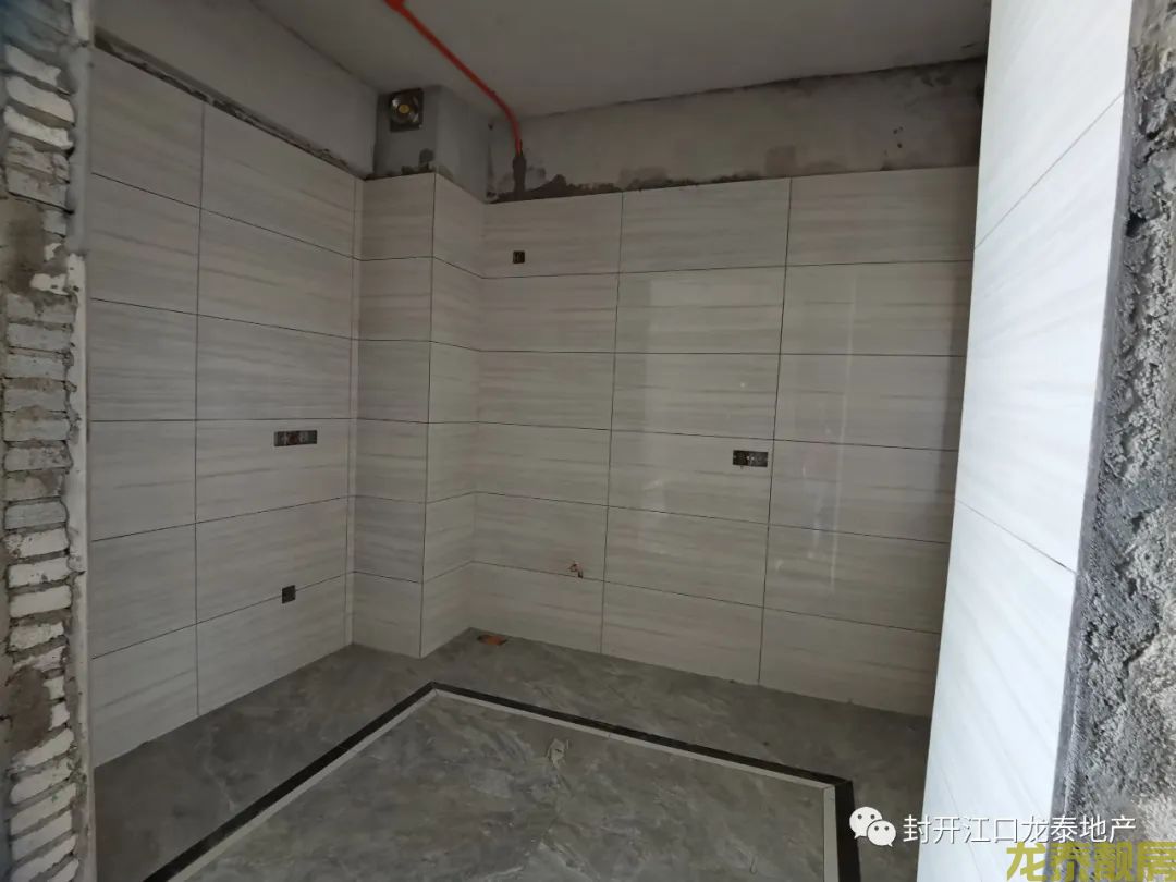 佰隆山河 电梯 无敌江景4房南向