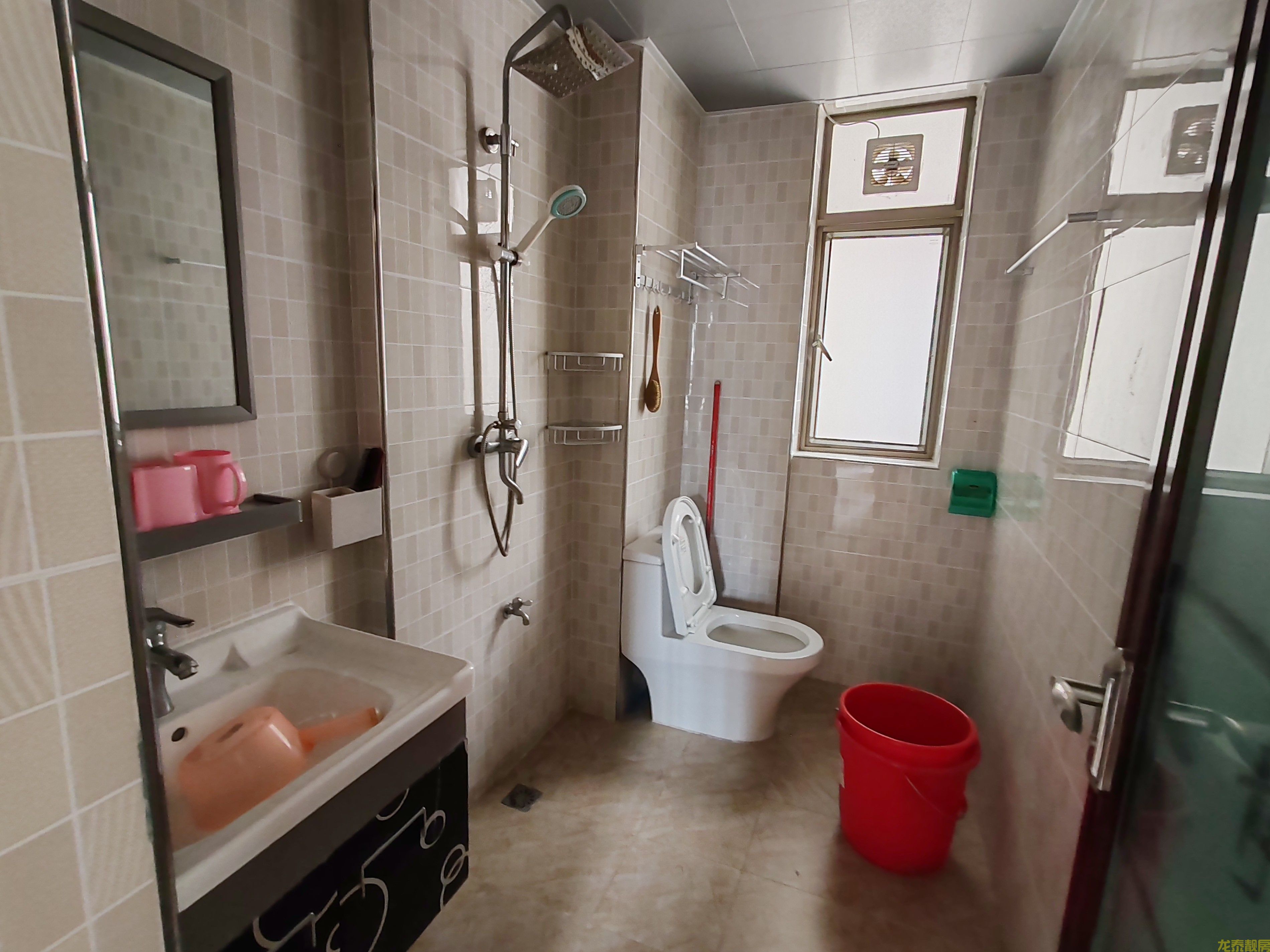 星河御景两房精装靓楼层