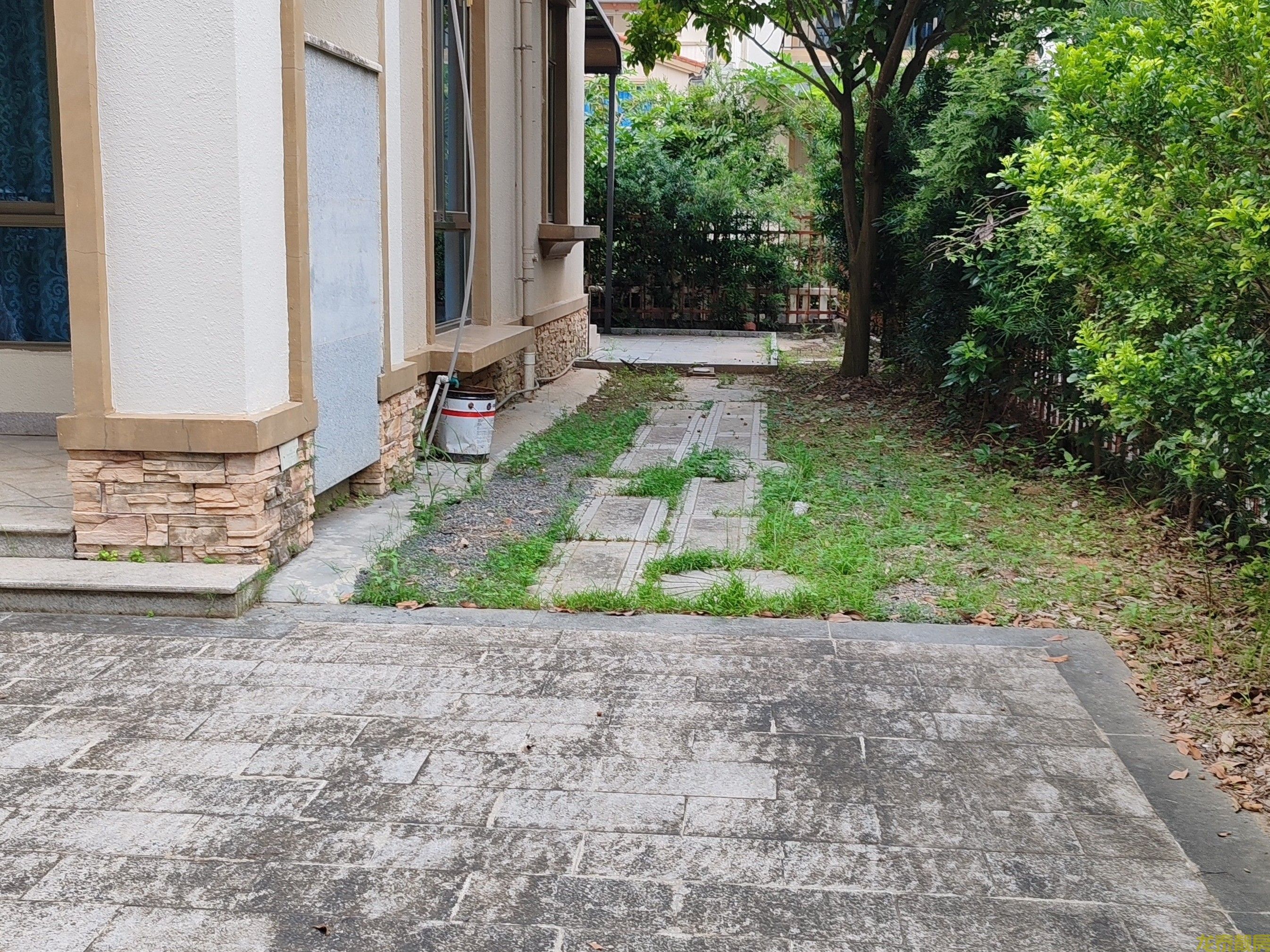 碧桂园五房送三面花园大别墅