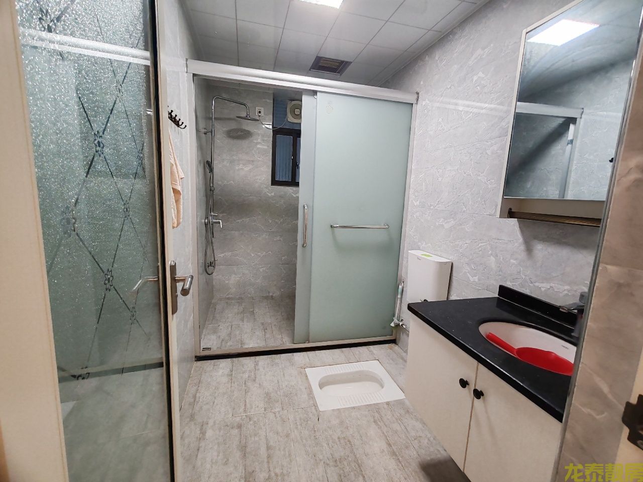 双学区书包房 佰隆山河精装南向三房