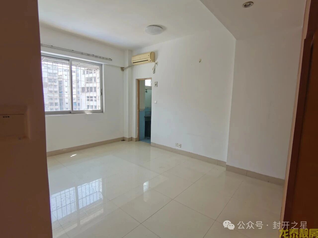 公园旁 步梯5楼 精装靓房出售